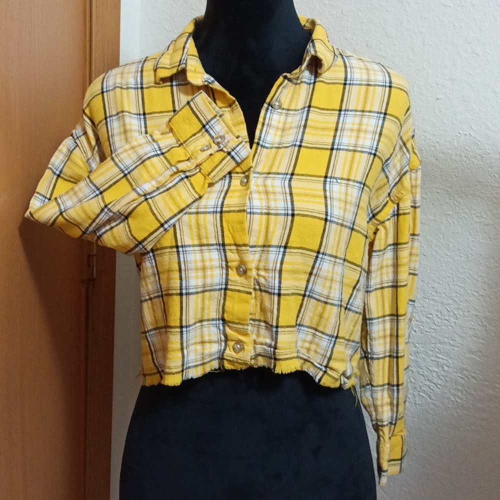 EUC Wonder nation Girls flannel crop top shirt size 10/12